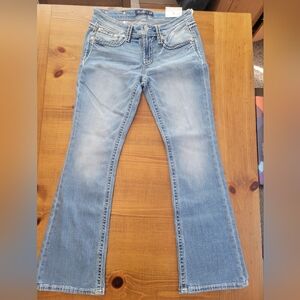 NEW with Tags Miss Me Low Rise Bootcut Jeans Size 28 X 30 In Inseam Embroidered